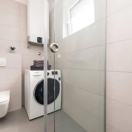 Apartament Birgir In No1 *