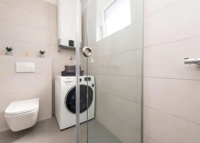 Апартаменты Birgir In No1 *